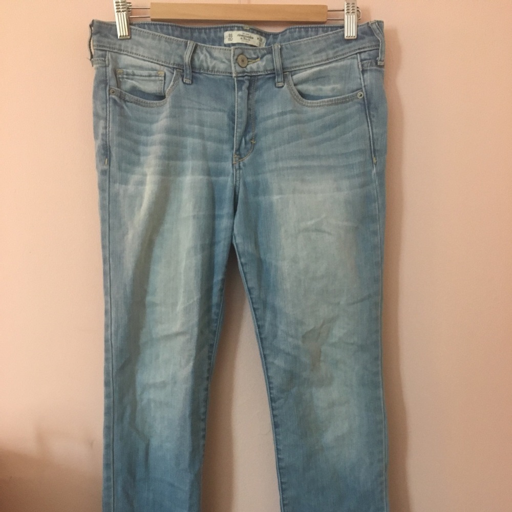 Abercrombie & Fitch Light Wash Jeans